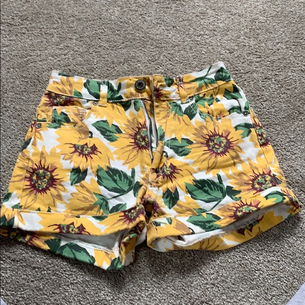 High waist denim mom shorts sunflower print